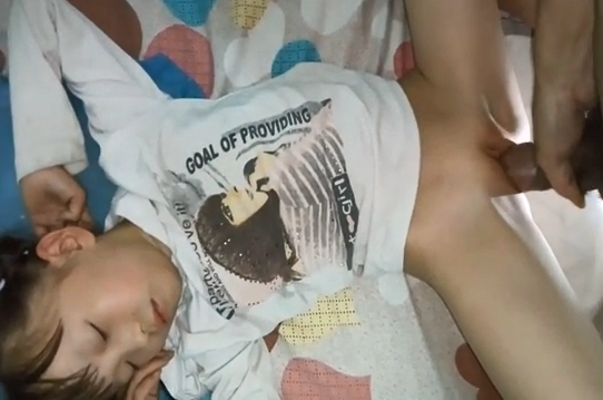 白衣小萝莉很漂亮哦